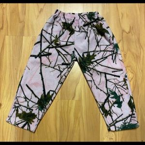 Girls Trail Crest Pink Green Camo Print Sweatpants 5T